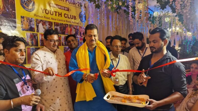 यूथ क्लब के गणेश पूजा पंडाल का शुभ उद्घाटन 1 IMG 20240907 WA0009