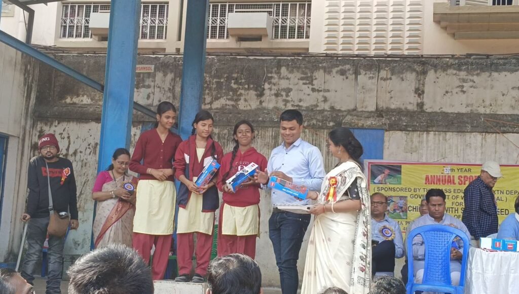 শ্রীমা প্রতিবন্ধী কল্যাণ কেন্দ্রের ৩৭তম ক্রীড়া উৎসব – এক মানবিক উদ্যোগ 3 200ffde0 6f40 47e6 afb3 ee26372d6d05