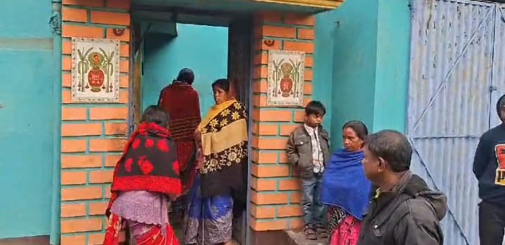 প্রয়াগরাজ মহাকুম্ভ: শাহী স্নানে পদপিষ্ট হয়ে ৩০ জনের মৃত্যু, জামুড়িয়ার বিনোদ রুইদাস নিহত 1 6458ea49 02e4 486b 87fa 2330afa69889