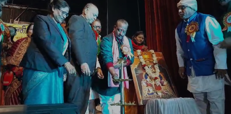 आसनसोल में बर्नवाल समाज ने मनाई महाराज अहिवरण जयंती, सांस्कृतिक कार्यक्रम का जलवा 1 Screenshot 2025 01 02 205159