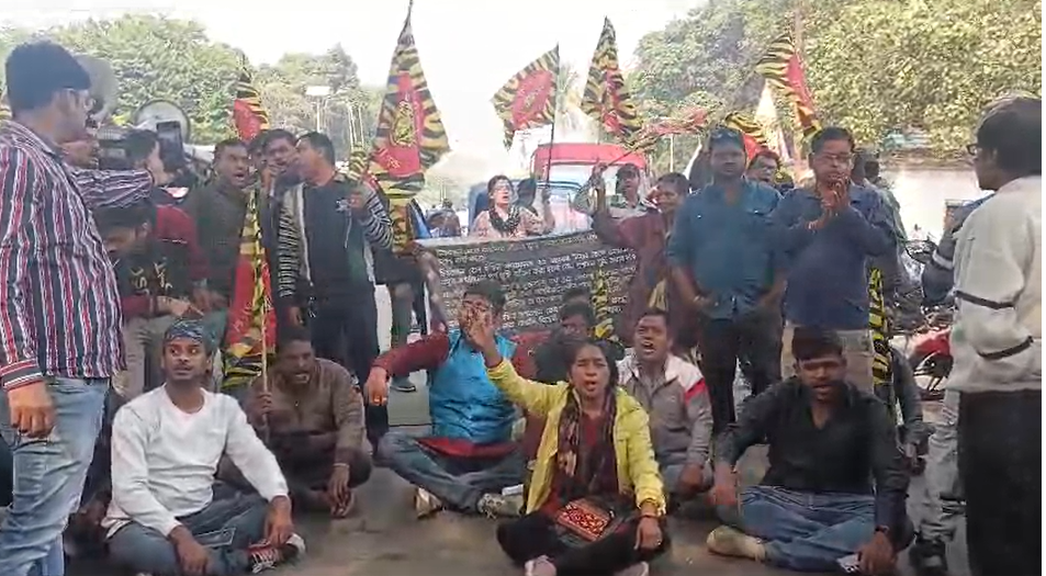 চিত্তরঞ্জন লোকোমোটিভ ওয়ার্কসে নেতাজির জন্মদিনে ছুটি বাতিল! বাঙালি সংগঠনের তীব্র প্রতিবাদ 2 Screenshot 2025 01 07 141854