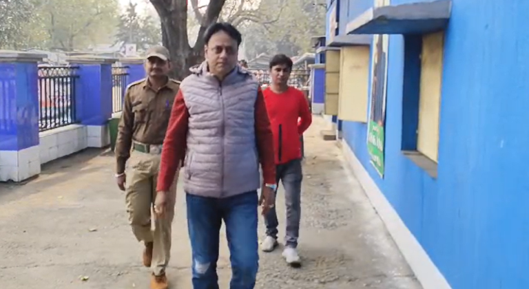 মালদায় তৃণমূল নেতা খুনের ঘটনার পর আসানসোলে তিন তৃণমূল নেতাকে পুলিশের নিরাপত্তা! 1 Screenshot 2025 01 09 144158