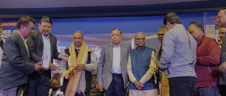 रानीगंज में कोलफील्ड ट्रेड एक्सपो 2025 का भव्य आगाज़! व्यापारियों के लिए सुनहरा अवसर 2 Screenshot 2025 01 16 191702