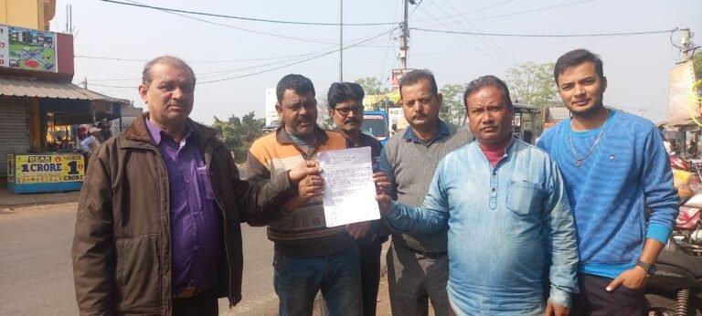 নূনি মোড়ে বাড়ছে দুর্ঘটনা, ক্ষুব্ধ বাসিন্দাদের বিক্ষোভ! 1 e616ba5d c22a 45dd a8b4 487d3e7187a2