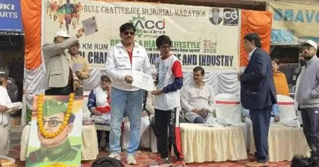 আসানসোল চেম্বার দ্বারা নেতাজির জন্মবার্ষিকীতে ম্যারাথন: স্বাস্থ্যকর জীবনযাত্রার জন্য দৌড় 3 marathon 2