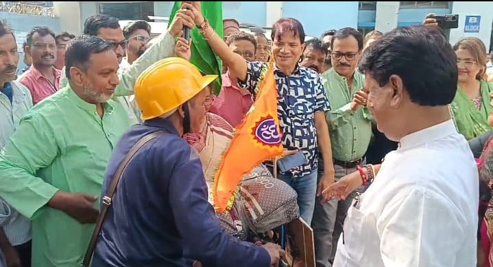 02d6ac1d 7880 4c5d 91a4 44e67bcff8e6