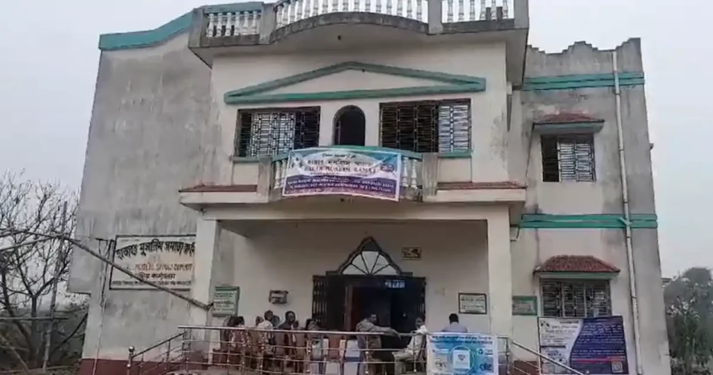বারাবনির কেলেজোড়ায় স্বাস্থ্য মেলা ও রক্তদান শিবিরের আয়োজন! 5 barabani kalejora health blood donation2