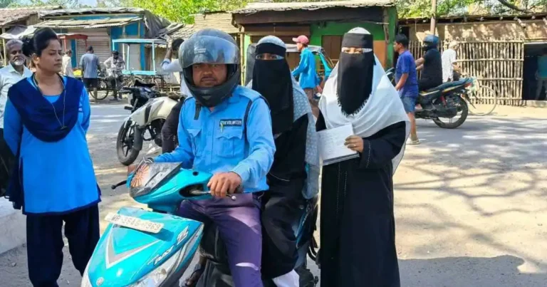 পরীক্ষা বাঁচাল পুলিশ! ভুলে গিয়েছিল এডমিট কার্ড, তবুও সময়মতো দিল পরীক্ষা 1 Police Helps Student