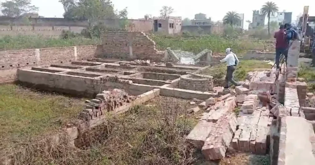 आसनसोल ज्योतिनगर में बुलडोजर की गूंज! अवैध निर्माण पर बड़ी कार्रवाई 3 asansol illegal land plotting 2