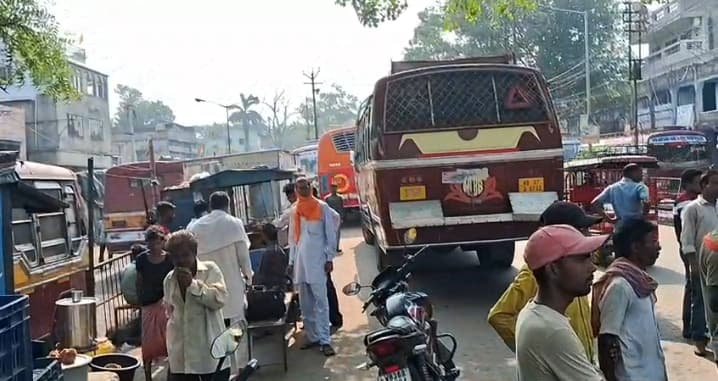 नियामतपुर में नशे में धुत युवकों का उत्पात, चालक पर हमला, बवाल 1 b8ea6fc6 aa36 494e bfa4 ade346ffb1bb