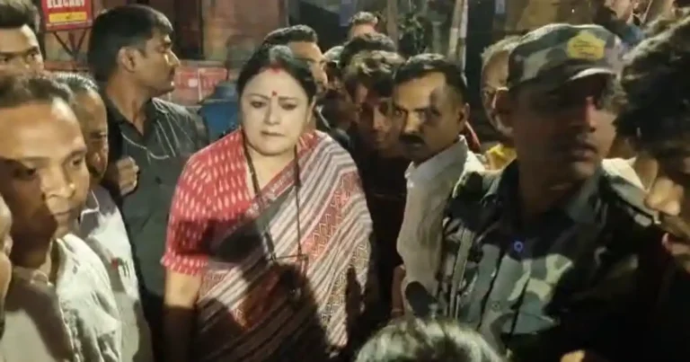 girl harassment violence bike