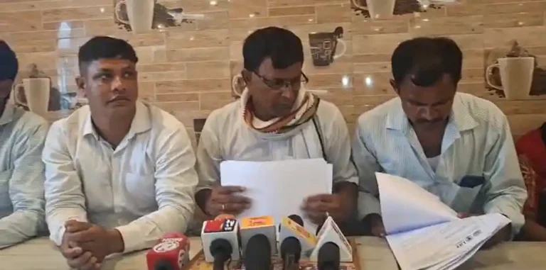 अजय और दामोदर नदी में ‘रेत माफिया’ का कहर! गोयला समाज ने खोला मोर्चा 1 illegal sand mining