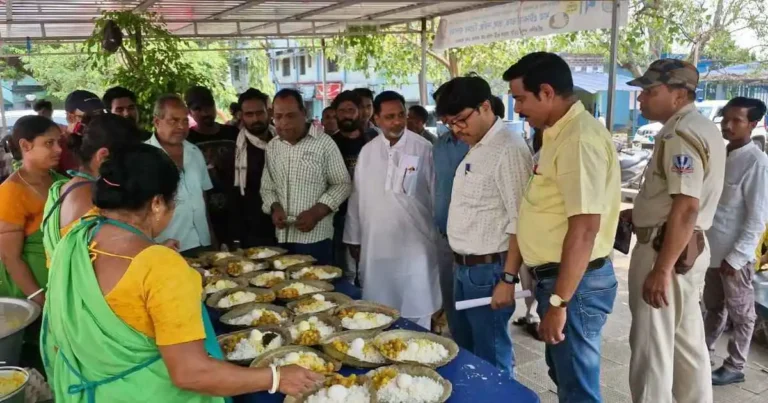माँ कैंटीन: ममता दीदी की रसोई बनी गरीबों की सबसे बड़ी उम्मीद 1 maa canteen asansol