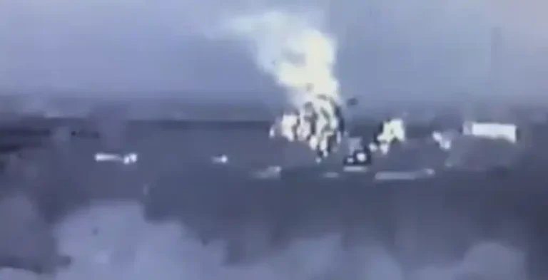 পাকিস্তানের তুর্কি ড্রোন আক্রমণ ব্যর্থ, ভারতের পাল্টা জবাবে ৪ এয়ারবেস ধ্বংস 1 pakistan attack