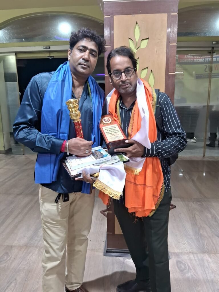 আসানসোলে বিদ্যার মহোৎসব! ৩৫০ মেধাবীকে সম্মান দিল আন্তর্জাতিক সংস্থা 4 2d21bae1 1e24 4497 8639 241fb9a1968c