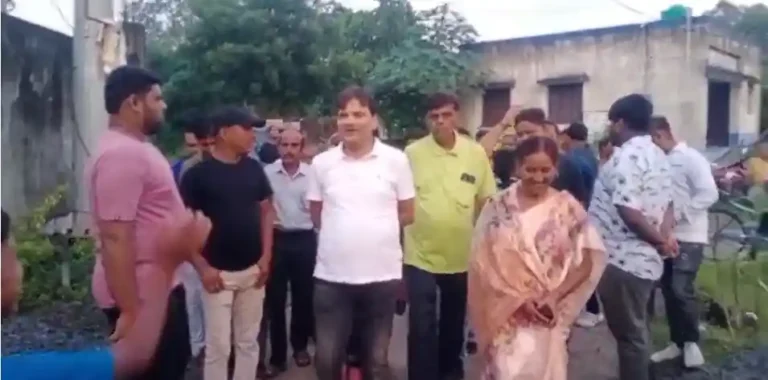 পঞ্চগাছিয়ায় খুঁটি পুজোর ধামাকা! মেয়র করলেন শুভ সূচনা 1 ezgif 2efdd2aa4ef22a