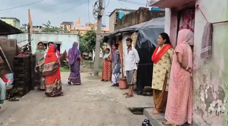 ezgif 826ed07c7bce32