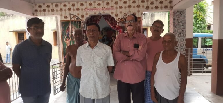 दुर्गापुर के हरि मंदिर में पहली बार चोरी, दानपेटी और आभूषण गायब! 1 4bb4b4d8 4e43 4f0f 825e db19915d3f14