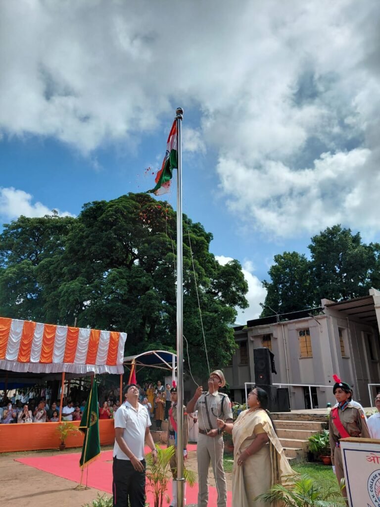 डीएवी मॉडल स्कूल में 79वाँ स्वतंत्रता दिवस का भव्य आयोजन 2 WhatsApp Image 2025 08 15 at 12.31.21 PM 1