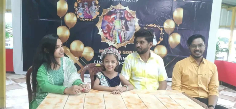 মাত্র ৬ বছরেই বিশ্ব জয়! শ্রেয়া গড়াই প্রমাণ করল প্রতিভার বয়স হয় না 1 ezgif 55ae0f886ab4d6