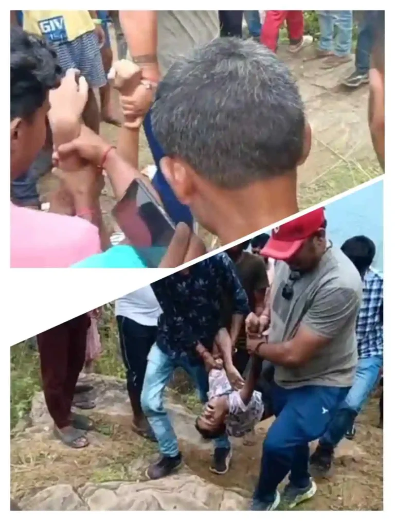 কল্লা মাইনে জলভর্তি খাদে দুই যুবকের পড়ে যাওয়া, মৃত্যুর আশঙ্কায় এলাকায় চাঞ্চল্য 1 ezgif 8a4a7efafddda9