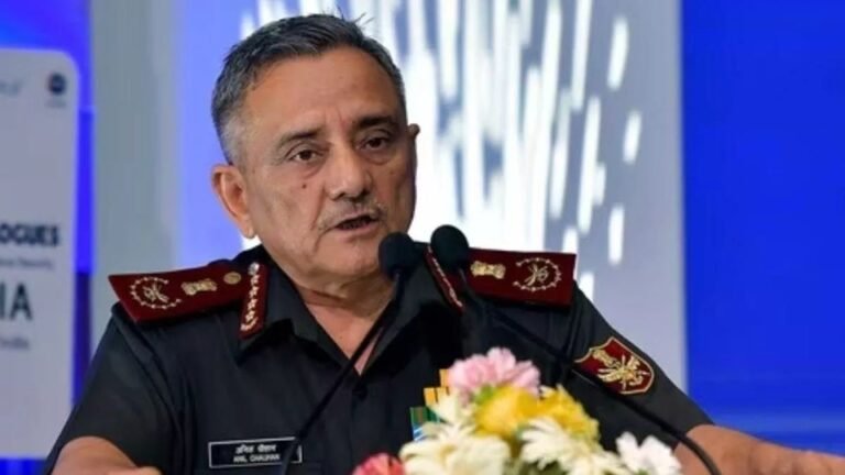 CCC में तय किया गया सशस्त्र बलों का रोडमैप, CDS बोले- भविष्य के लिए तैयार हो रहीं सेनाएं 1 4 14