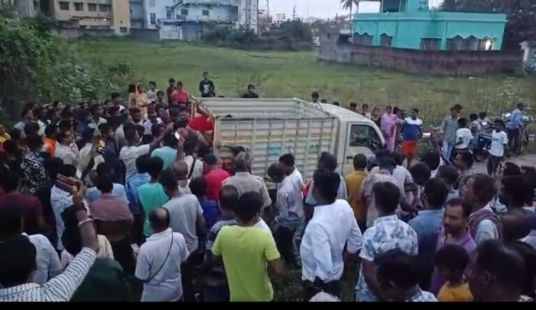 दोस्तों के साथ नहाते समय तालाब में डूबकर युवक की मौत 1 5