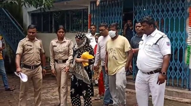 जावेद हत्याकांड में चचेरी बहन सहित 2 गिरफ्तार, कोर्ट में पेशी 1 7 1