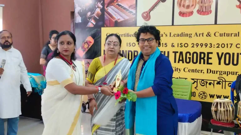 ezgif 3e19c312a1d76a