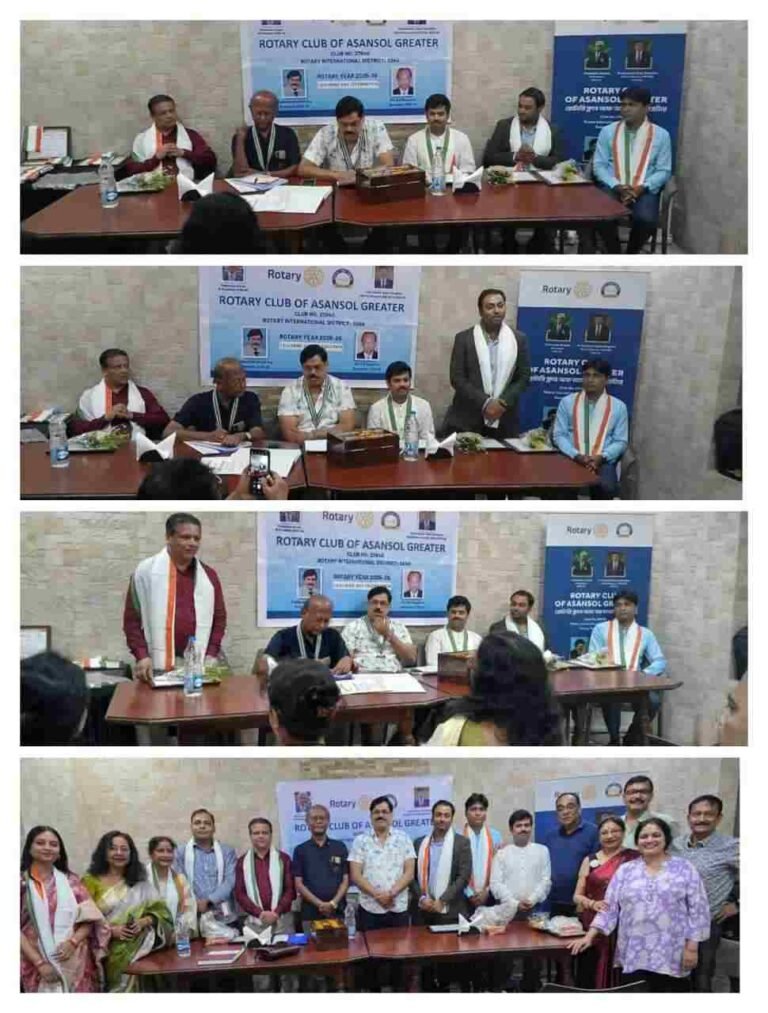 रोटरी क्लब ने शिक्षा के सिपाहियों को सलाम किया, हुआ भावुक सम्मान समारोह 1 ezgif 5a6f2e804ab743