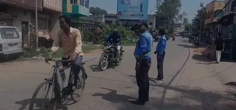 बाराबनी ब्लॉक में 12वीं की परीक्षा शुरू, सख्त सुरक्षा के बीच पहले दिन सफल आयोजन 1 ezgif 69c263329321ea