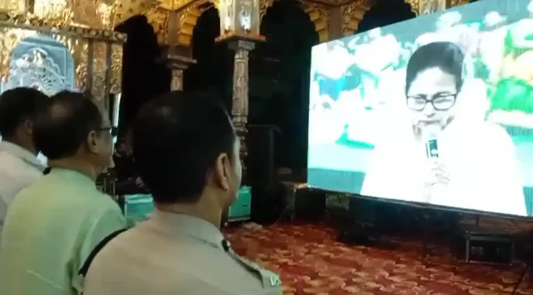 ezgif 87cd6b8c9d6cdb