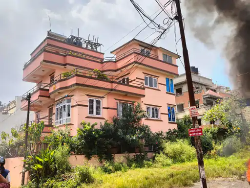 नेपाल में तख्तापलट... बगावत की आग में सब स्वाहा 7 image 3