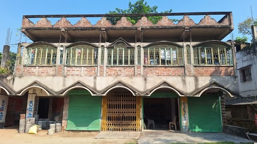 दुर्गापुर गैंगरेप: वासिफ को लेकर गहरा रहा रहस्य, कमरे से 11 कंडोम बरामद 2 1 23
