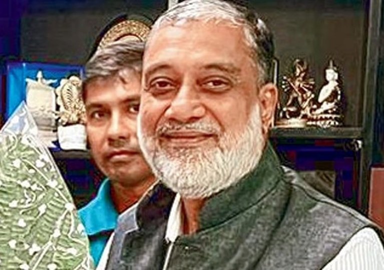 आखिरकार KNU को मिला स्थायी VC, डॉ. उदय बनर्जी ने संभाला पदभार 1 1 40