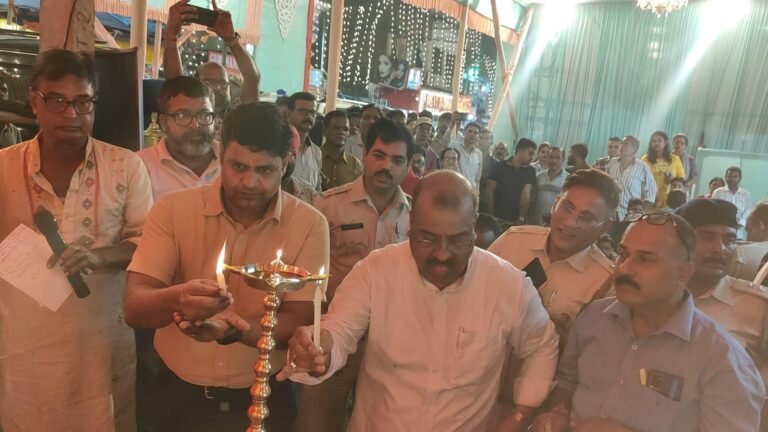 बराकर में मां काली का जलवा! 73वें वर्ष में ‘बड़ा काली पूजा’ ने रचा नया इतिहास 1 19565dec 05f3 4028 ace2 bb2099aadad6