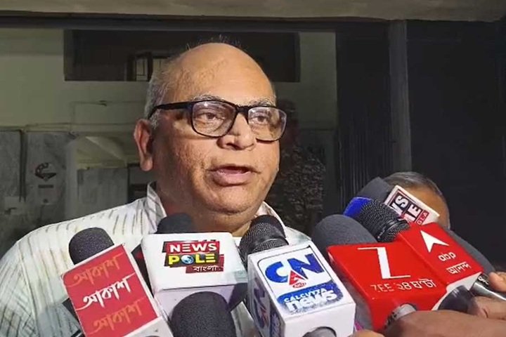 शिक्षक भर्ती घोटाला : मंत्री चंद्रनाथ सिन्हा से ED ने की 9 घंटे पूछताछ 1 2 26