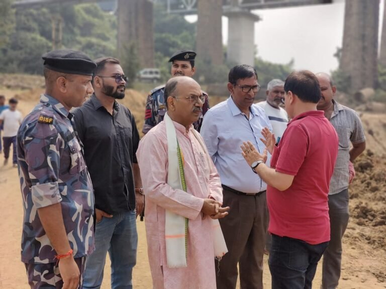 4f65f0cc f4d0 44c0 b5bd 2cd381345be3