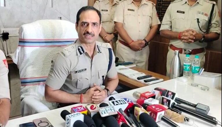 दुर्गापुर गैंगरेप : CP का ऐलान- आरोपियों को मिलेगी कड़ी सजा, पीड़ित परिवार के साथ पूरी पुलिस टीम 1 CP SUNIL CHOUDHARY