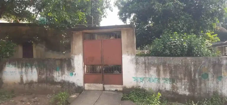 ezgif 5daba0a06896a9