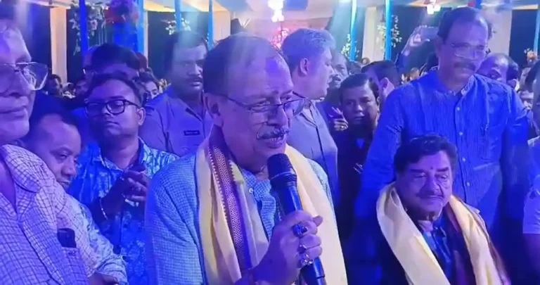 ezgif 5df09af88af2ec