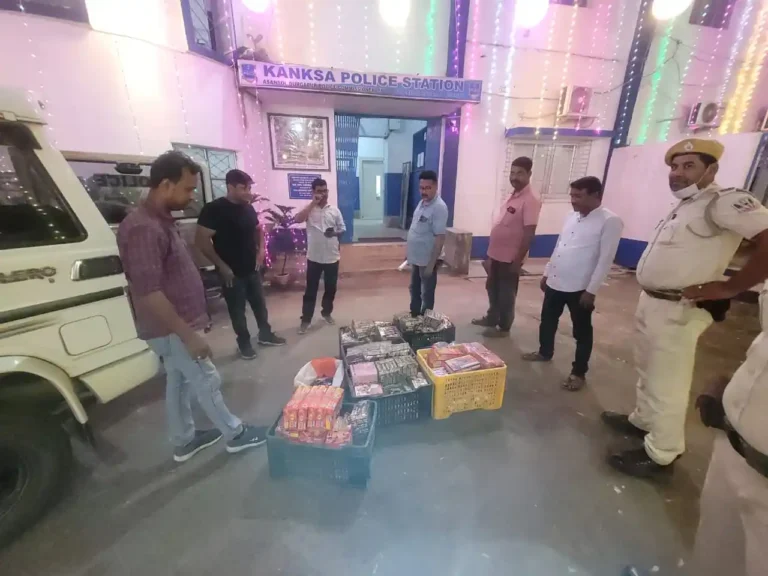 রাতভর অভিযানে কাঁকসায় ১০০ কেজি বেআইনি আতশবাজি বাজেয়াপ্ত, তোলপাড় এলাকা! 1 ezgif 6a72da0a577865