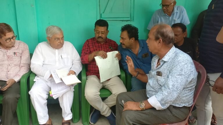 ЁЯЪи рджреБрд░реНрдЧрд╛рдкреБрд░ рдореЗрдВ рдЪреБрдирд╛рд╡реА рд╣рдбрд╝рдХрдВрдк! 41 рд╡реЛрдЯрд░реЛрдВ рдХреЗ рдирд╛рдо рд▓рд╛рдкрддрд╛, рд░рд╛рдЬрдиреАрддрд┐рдХ рд╕рдВрдЧреНрд░рд╛рдо рд╢реБрд░реВ 1 6ecd9f7d 07f9 40f3 a0b7 cb4573764d08