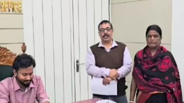 SIR : मिसाल बनी सालानपुर की BLO बिनीता, प्रशासन ने किया सम्मानित 1 8 11