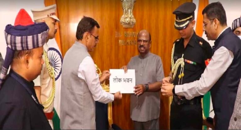 बंगाल: गवर्नर का बड़ा फैसला, 'राजभवन' का नाम बदलकर रखा 'लोक भवन' 1 IMG 20251129 150032