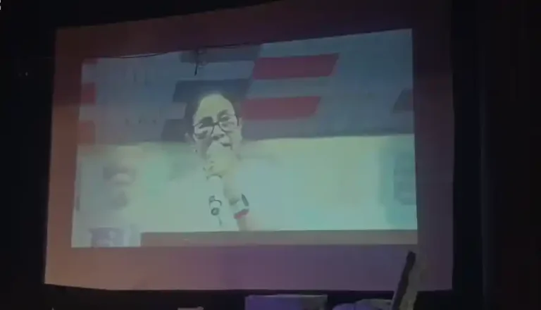 ezgif 309b63a0599d63