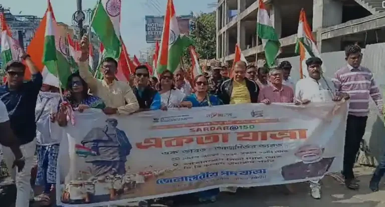 ezgif 52ac201bc40430e5