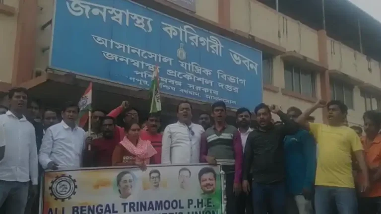 ezgif 603adfc991a3caaf 1