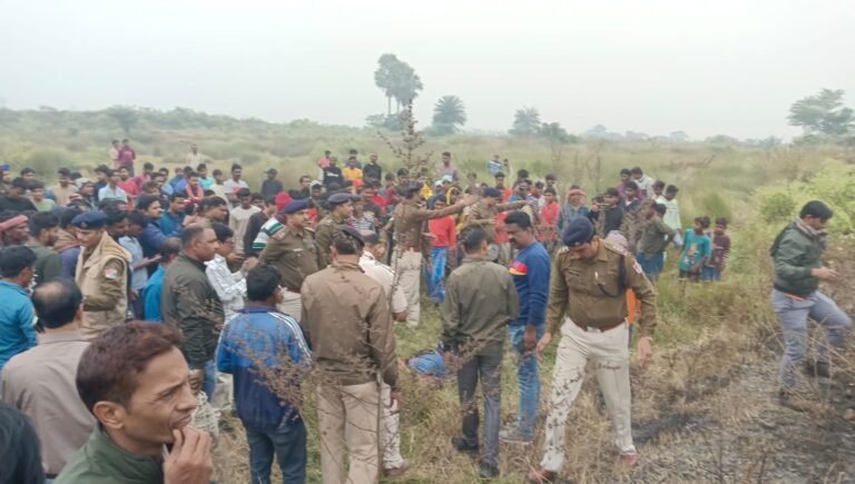 जामुड़िया में भीषण हादसा, मालगाड़ी से टकराई ट्रैक्टर, एक की मौत-दो गंभीर 1 WhatsApp Image 2025 12 01 at 16.08.48