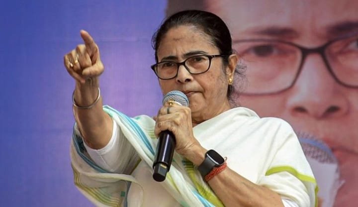 SIR विवाद के बीच ममता बनर्जी का दिल्ली कूच तय! राष्ट्रीय स्तर पर तेज होगा विरोध 1 16ddcd8b 4368 491e b055 d1dda1a9813c